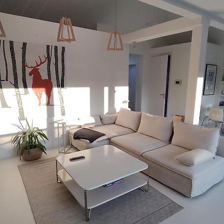 Loft 85 M2 Wilanow Krolewski Self Checkin Warsaw Exterior photo