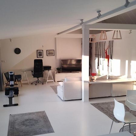 Loft 85 M2 Wilanow Krolewski Self Checkin Warsaw Exterior photo